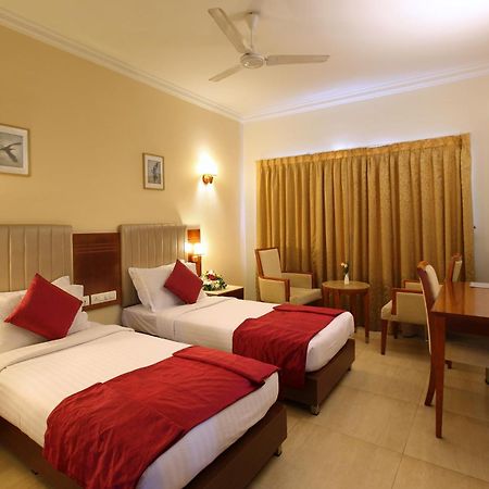 โคชิน พาเลซ Hotel Kochi ภายนอก รูปภาพ