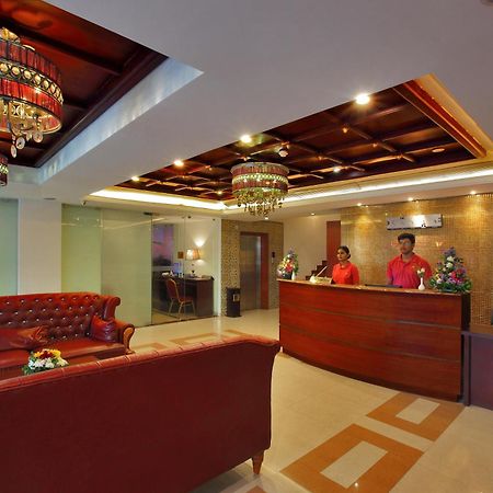 โคชิน พาเลซ Hotel Kochi ภายนอก รูปภาพ