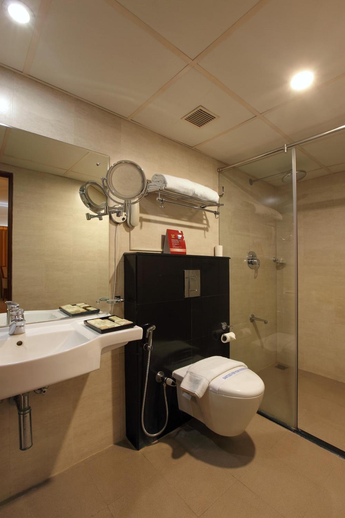 โคชิน พาเลซ Hotel Kochi ภายนอก รูปภาพ