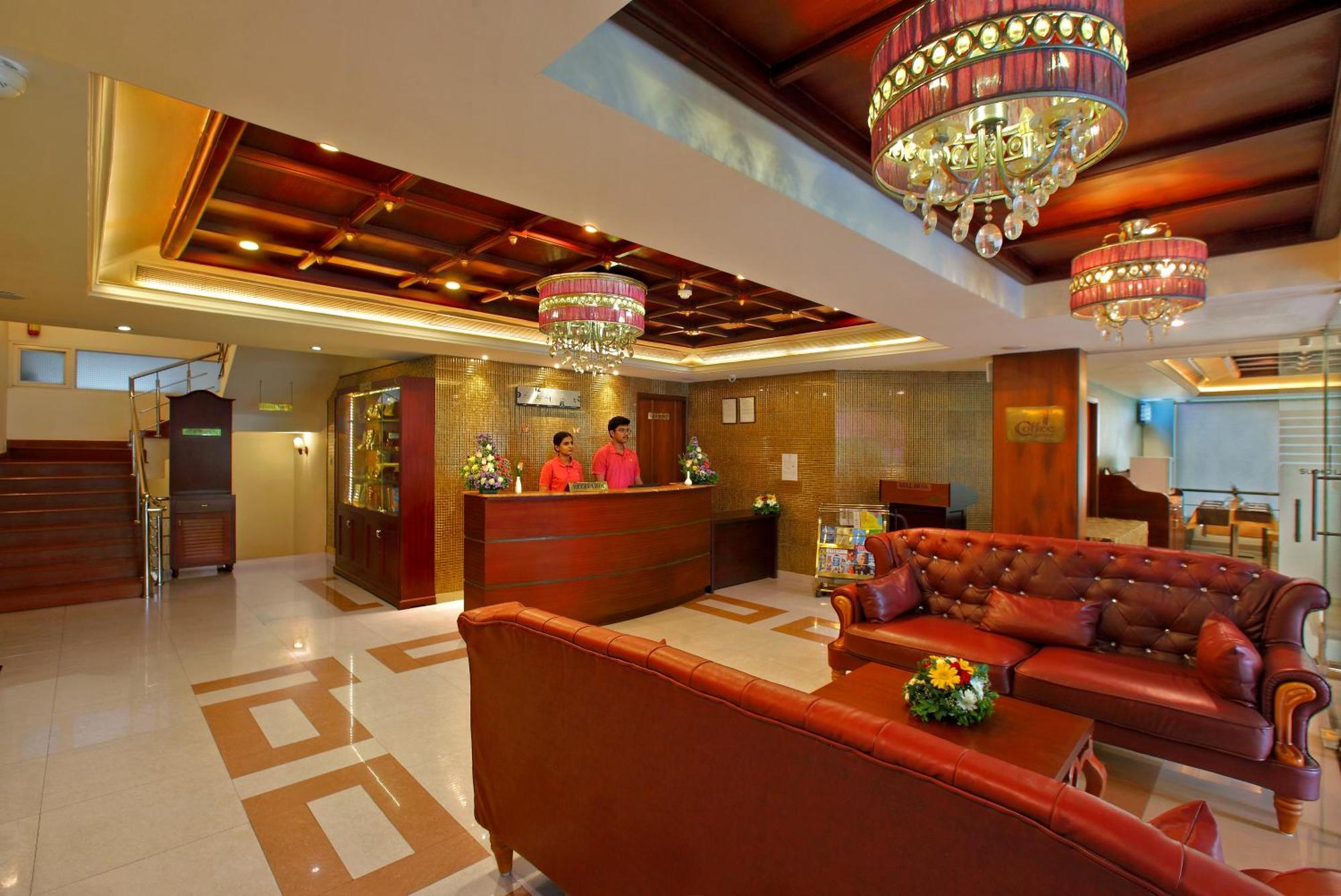 โคชิน พาเลซ Hotel Kochi ภายนอก รูปภาพ