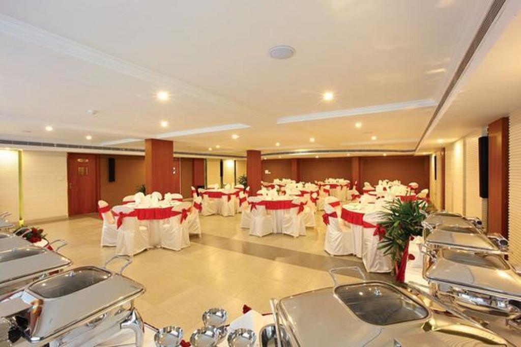 โคชิน พาเลซ Hotel Kochi ภายนอก รูปภาพ