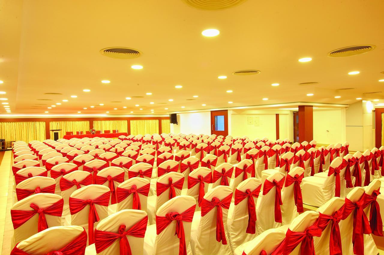 โคชิน พาเลซ Hotel Kochi ภายนอก รูปภาพ